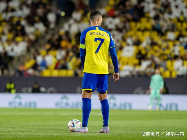 NFL传奇巨星汤姆-布雷迪在今年夏天成为了伯明翰的股东，随后俱乐部突然解雇了主帅尤斯泰斯，并在10月选择任命鲁尼为新帅。